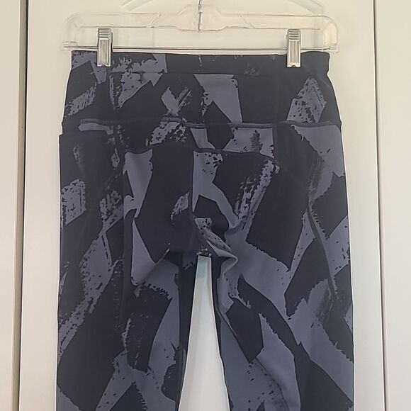 Sweaty Betty Power Workout 7/8 Gym Leggings, Blue Paint Print Size S - Picture 7 of 13